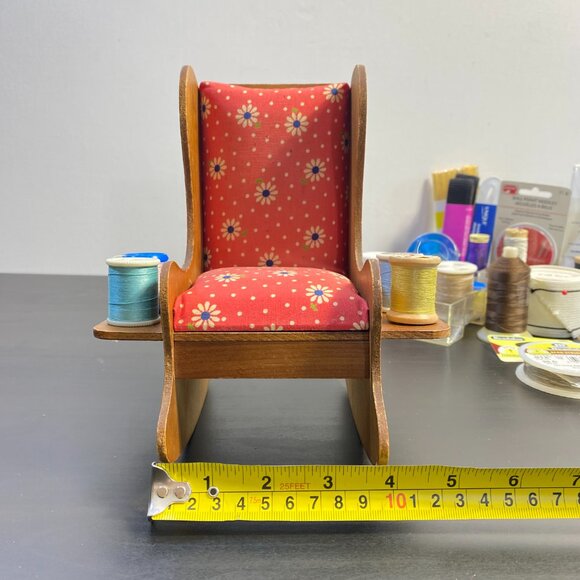Sewing rocking Chair With Pin Cushion, Threads and Tools, Sewing Thread Holder - Picture 5 of 10